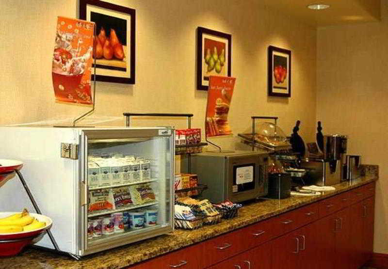Fairfield Inn & Suites By Marriott Atlanta Vinings/Galleria Smyrna Restoran fotoğraf